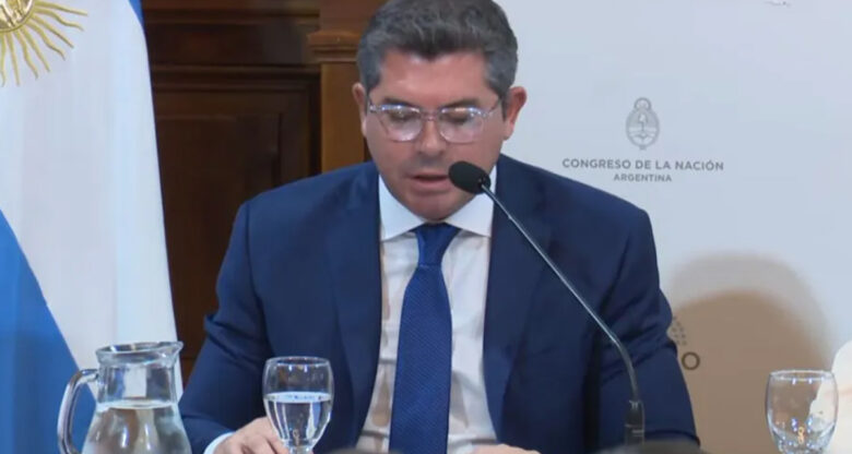 Orrego defiende en el Senado un equilibrio entre minería responsable y protección de glaciares